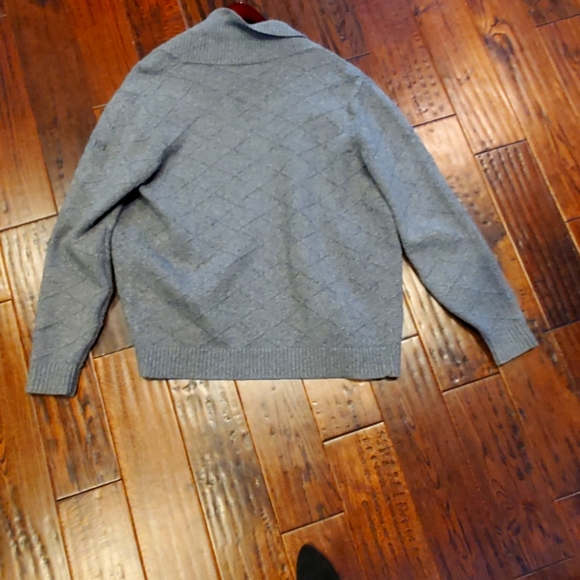 Helly Hansen sweater - Picture 2 of 6